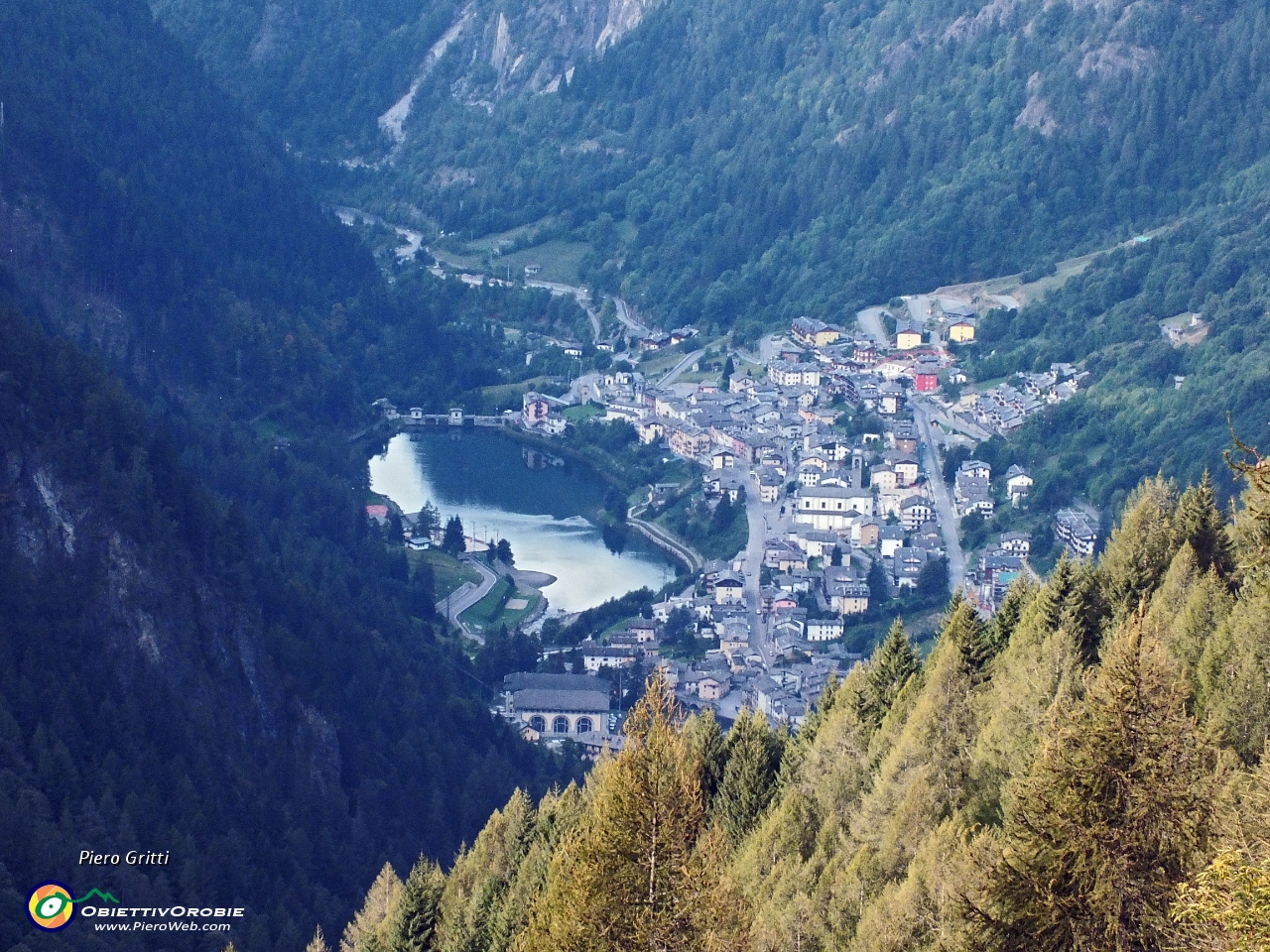 12 Dal sentiero 209 vista su CCarona.JPG